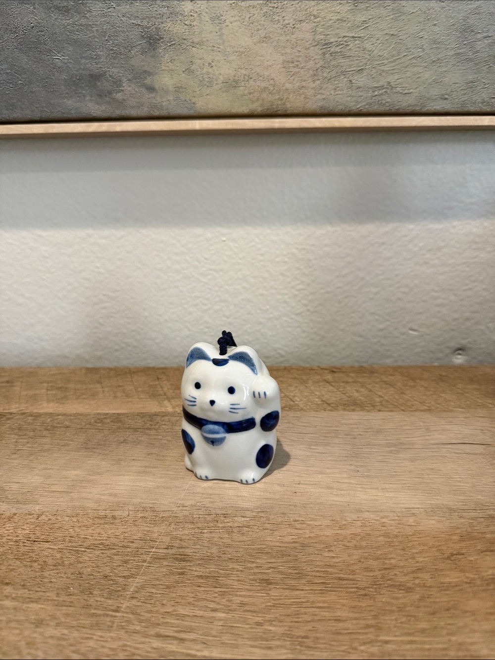 Ceramic Lucky Cat Figurine in White and Blue - Decorative Small Pet Accessory